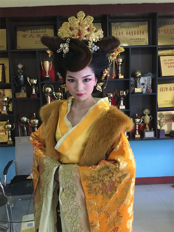 烟草发屋培训学校